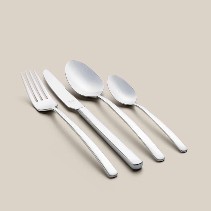 Dinner cutlery